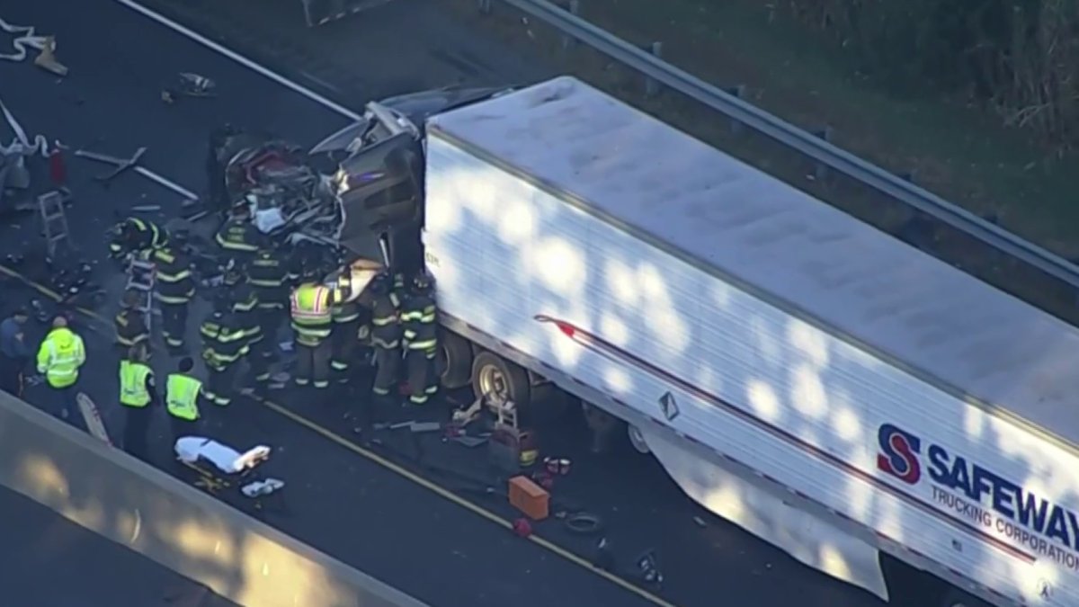 Fiery Truck Crash Closes Nj Turnpike In Camden County Nbc10 Philadelphia 9075