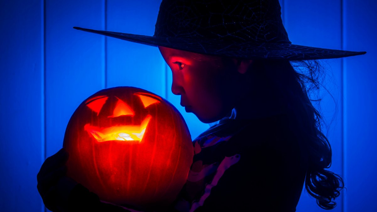 32 Fun Halloween Facts About The Holiday s History Movies And Songs 32-fun-halloween-facts-about-the-holiday-s-history-movies-and-songs