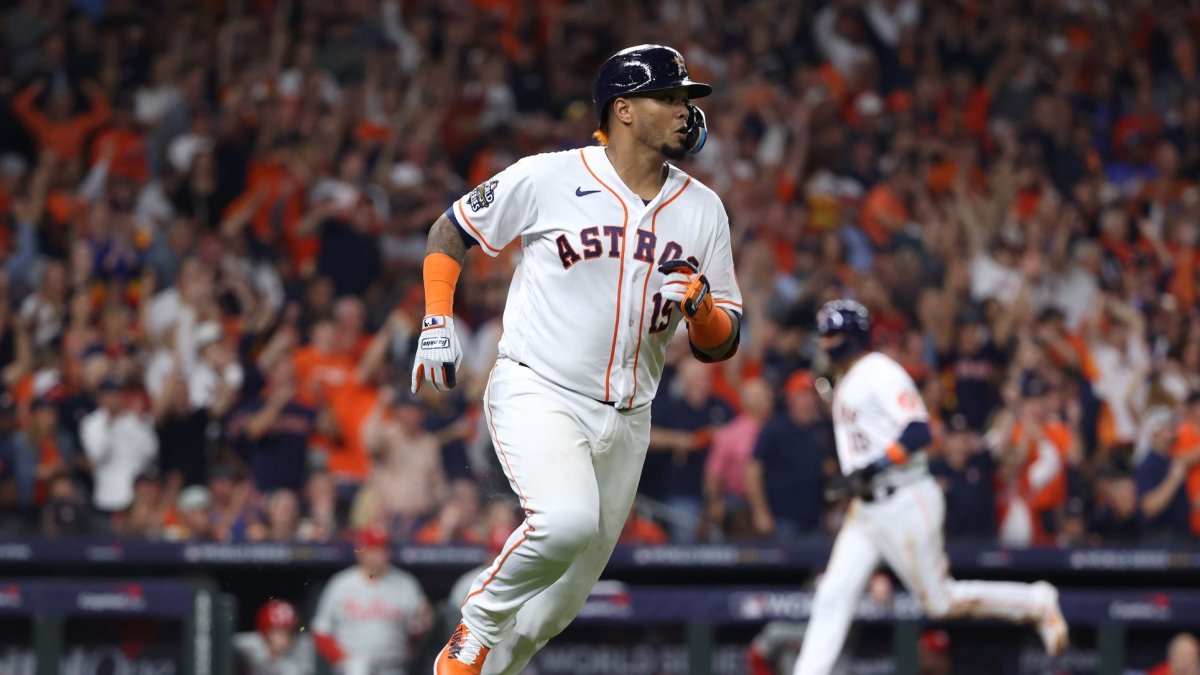 Martín Maldonado delivers for Astros after gift from Albert Pujols
