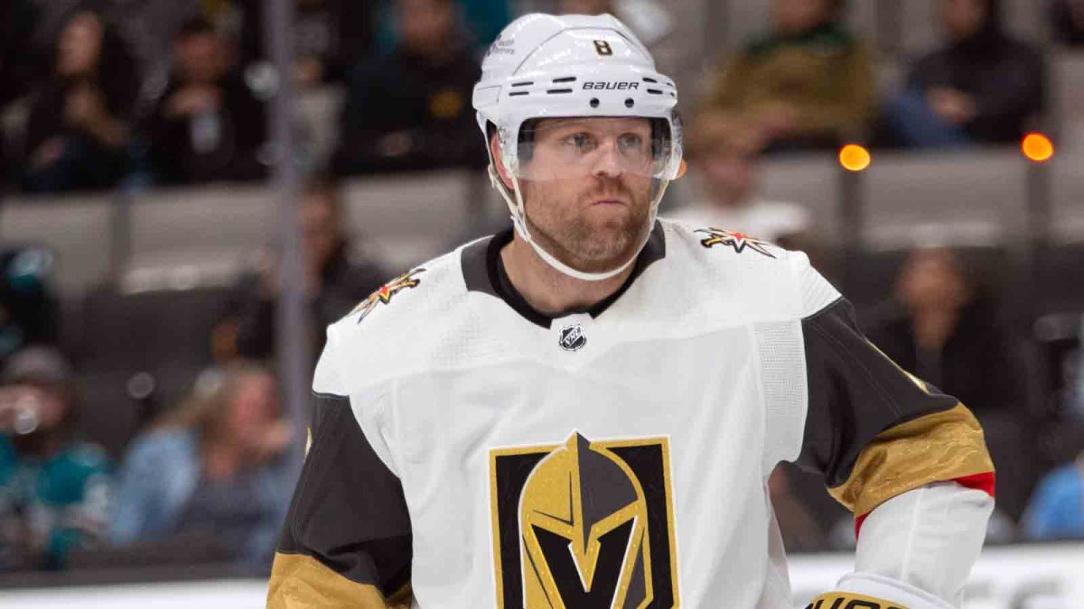 Knights’ Phil Kessel Sets NHL Record With 990th Consecutive Game ...