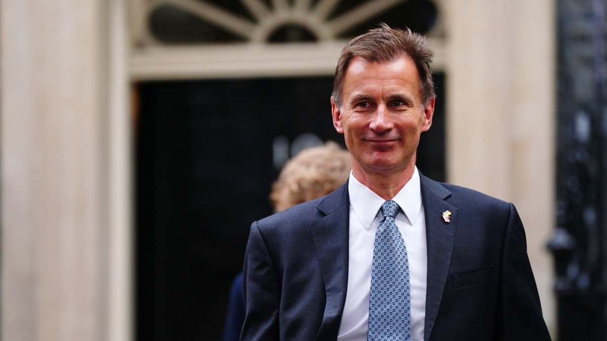 British Government to Announce New Budget After Political Chaos and Market Turmoil - Vimarsana News