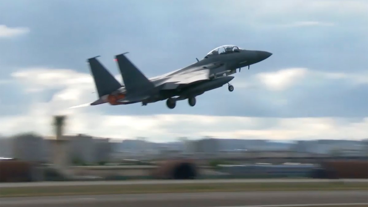 North Korea and South Korea Scramble Warplanes Near Border – NBC10 Philadelphia - Vimarsana News