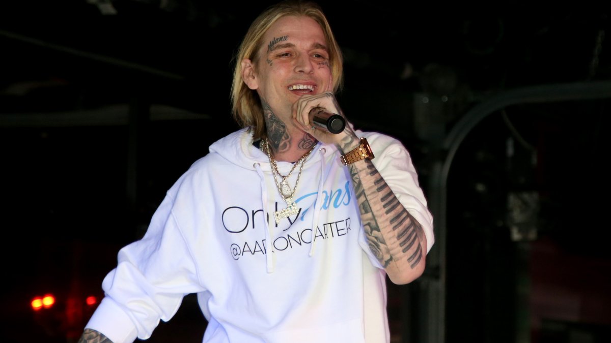 Singer Aaron Carter Dies at Age 34 – NBC10 Philadelphia