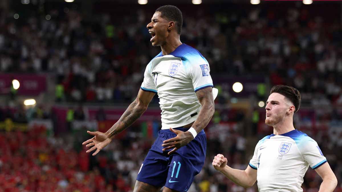 England 3-0 Senegal: Harry Kane scores as Three Lions secure last