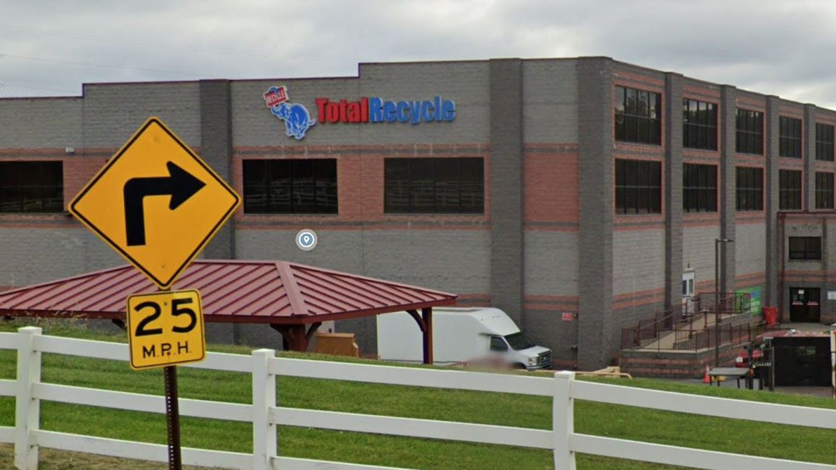 NJ Man Found Dead at Recycling Facility After Falling Into Dumpster - Vimarsana News