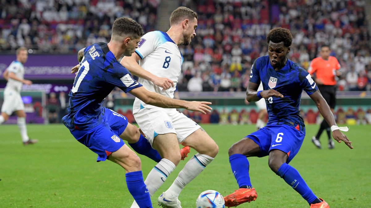 USMNT, England Fans React to Boring' World Cup Tie