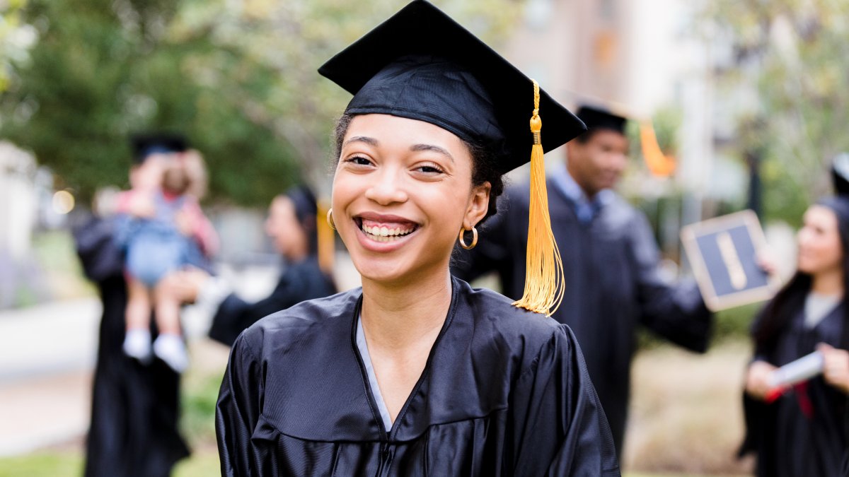 Should You Put Your GPA on Your Resume? Not 'If You Graduated by the Skin of Your Teeth' – NBC10 Philadelphia - Vimarsana News