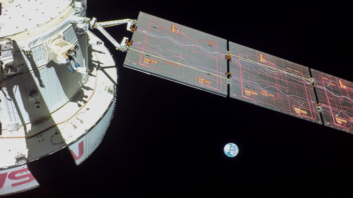 NASA's Orion Capsule Flies Over Apollo Sites on Moon, Heads Home – NBC10 Philadelphia - Vimarsana News