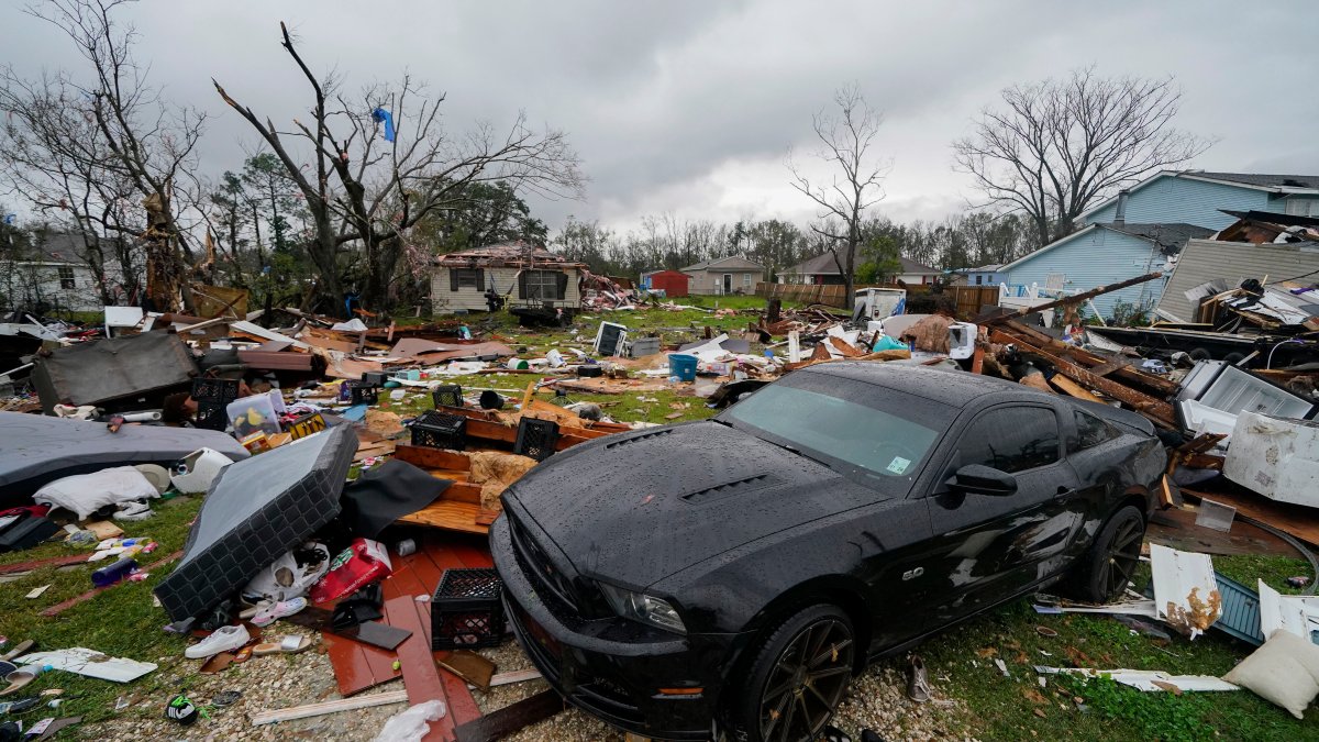 Powerful Winter Storm Leaves at Least 3 Dead in Louisiana – NBC10 Philadelphia - Vimarsana News