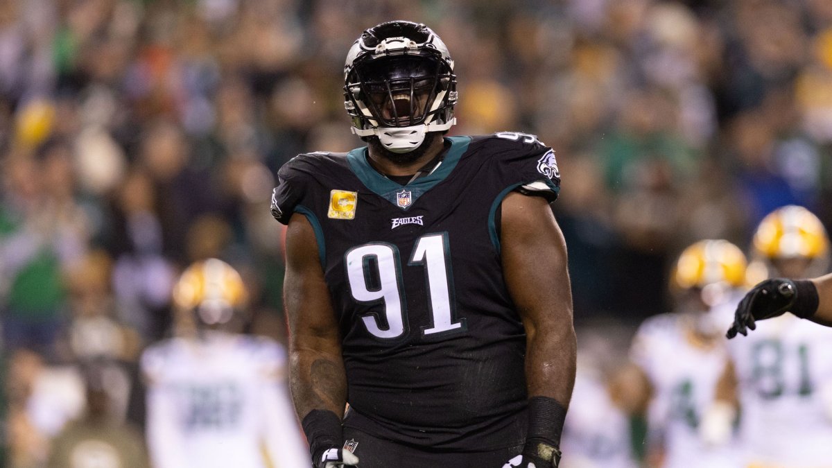 Eagles' Nick Sirianni Explains Why Eagles Never Used the Fletcher Cox Sneak - Vimarsana News