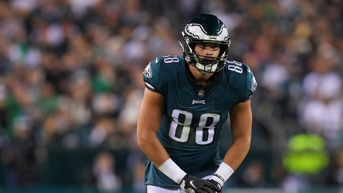 Eagles did not activate TE Dallas Goedert today, so he is not eligible to  play Sunday at Chicago. Goedert still is on track to return from…