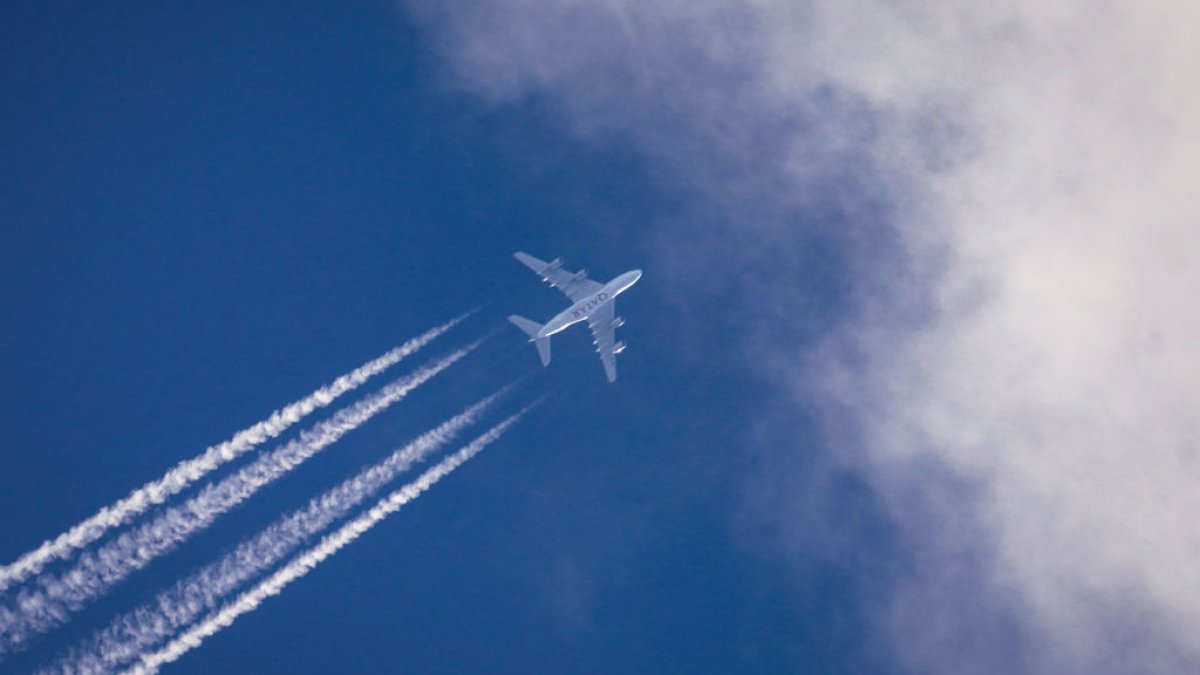 Is Climate Change Making Flying More Dangerous? – NBC10 Philadelphia - Vimarsana News