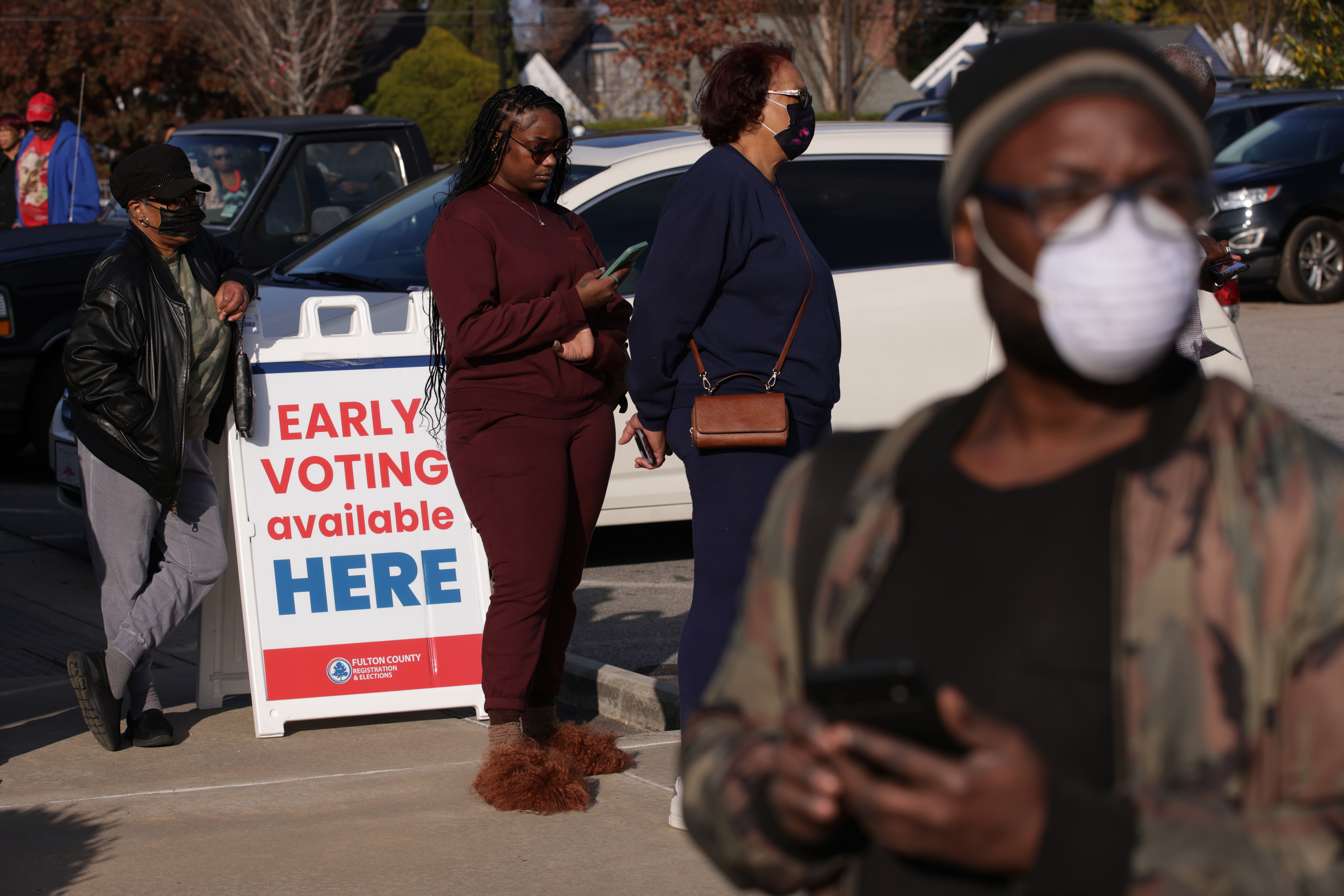 Georgia Senate Runoff Smashes Early Voting Records — And Attracts New ...