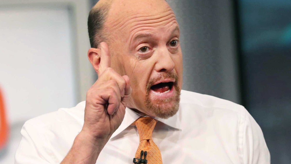 Charts Suggest the S&P 500 Is Nearing a 'Decisive' Moment, Jim Cramer Says – NBC10 Philadelphia - Vimarsana News