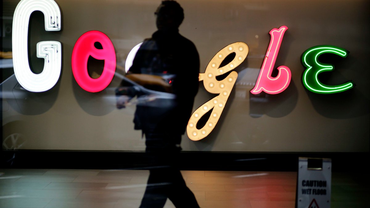 Google Is Asking Employees to Test Potential ChatGPT Competitors, Including a Chatbot Called 'Apprentice Bard' – NBC10 Philadelphia - Vimarsana News