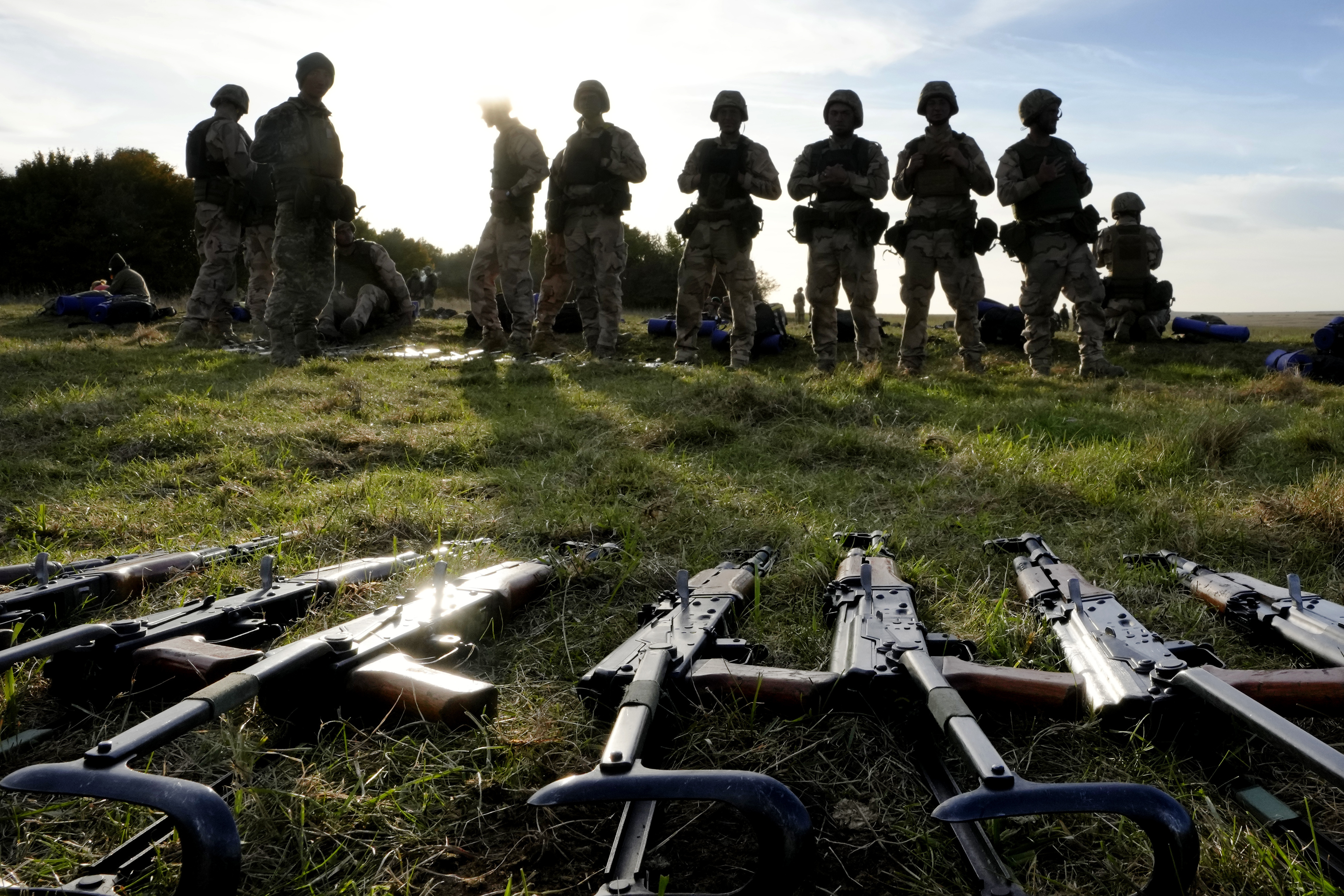 US Begins Training Ukrainian Forces in Germany in Possible Escalation