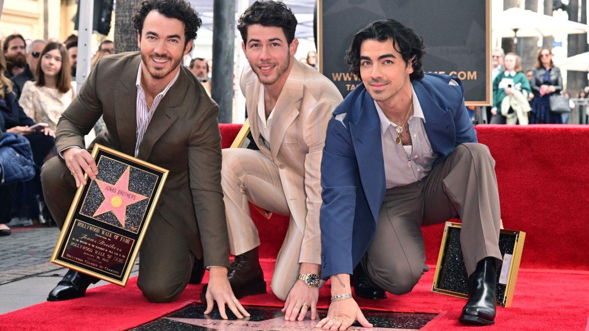 Jonas Brothers' Walk of Fame Star Unveiled – NBC10 Philadelphia - Vimarsana News