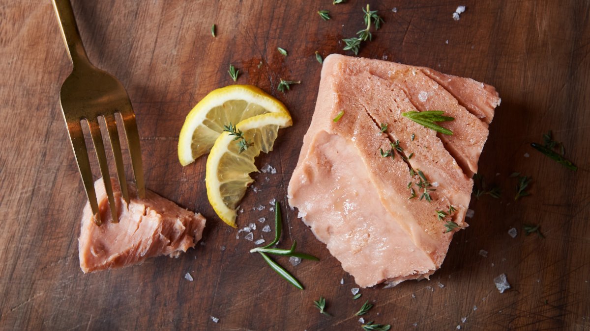 Plant-Based Salmon Startup Capitalizes on Rising Interest in Fake Seafood - Vimarsana News