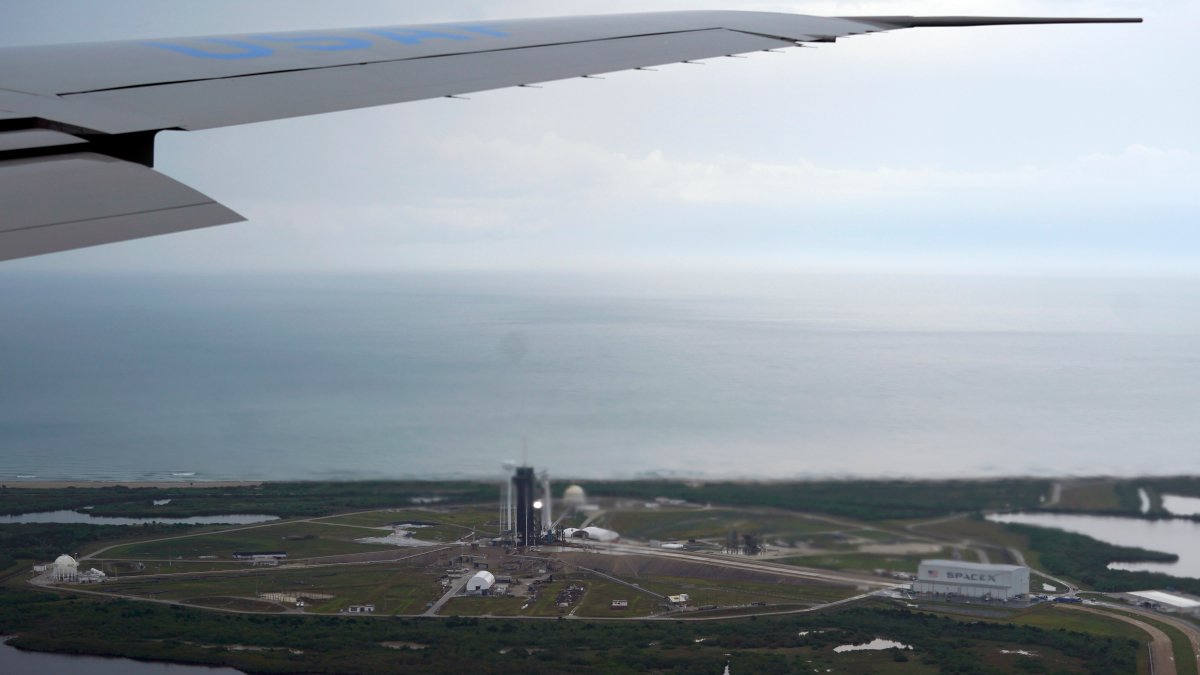 As Record Rocket Launches Crowd Airspace, the FAA Fights to Limit Travel Disruptions - Vimarsana News