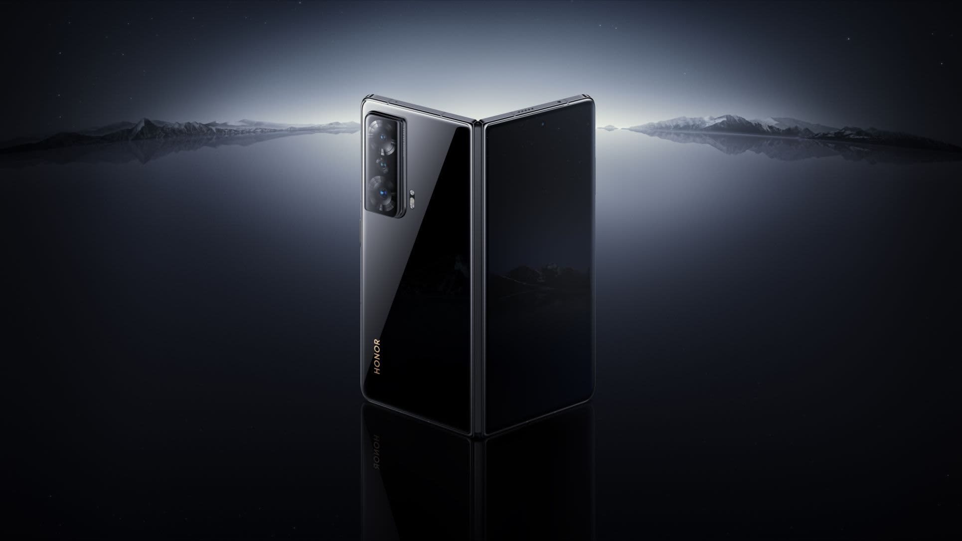 Huawei Spin-Off Honor Launches $1,690 Foldable Smartphone in