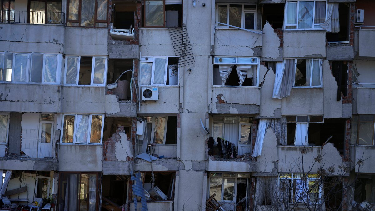 Turkey Earthquake Contractors Detained Over Shoddy Construction