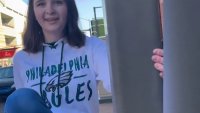 Del. County Native in AZ Shows Eagles Fans How to Climb Poles for the Win