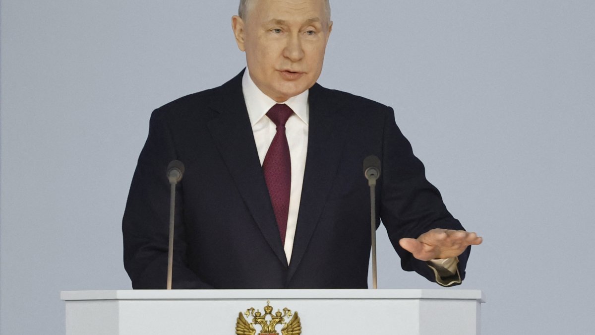 What Putin's 'Suspension' of the New START Nuclear Treaty Means – NBC10 Philadelphia - Vimarsana News