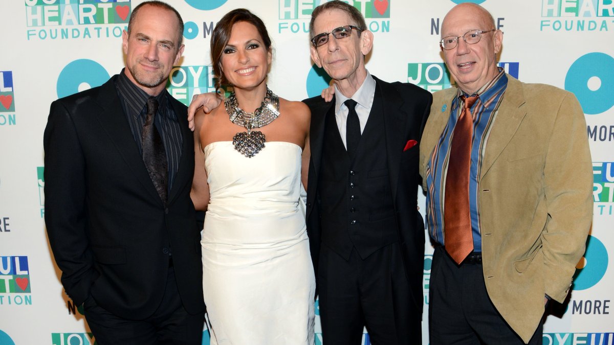 Richard Belzer Honored by Mariska Hargitay and Other 'SVU' Stars – NBC10 Philadelphia - Vimarsana News