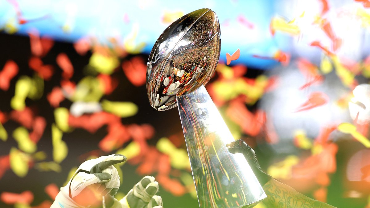 What Do Players on the Winning Super Bowl Team Get Paid? – NBC10