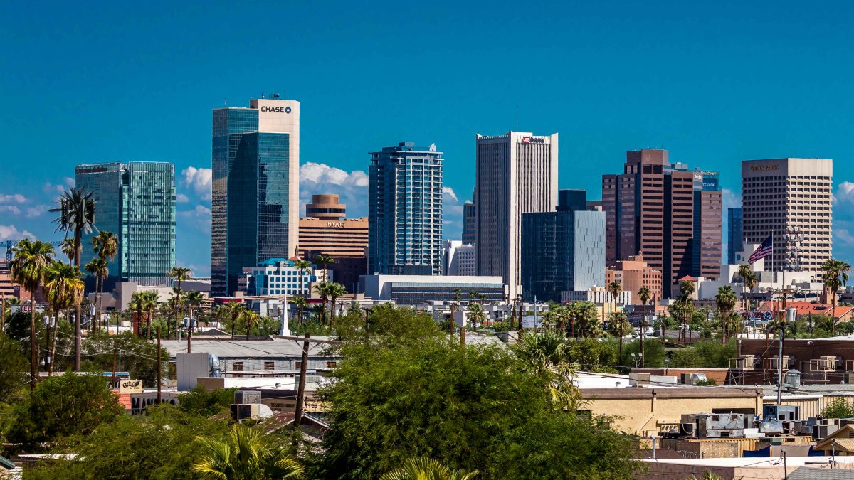 Protester Climbs Former Chase Tower in Phoenix, Taken Into Custody – NBC10 Philadelphia - Vimarsana News