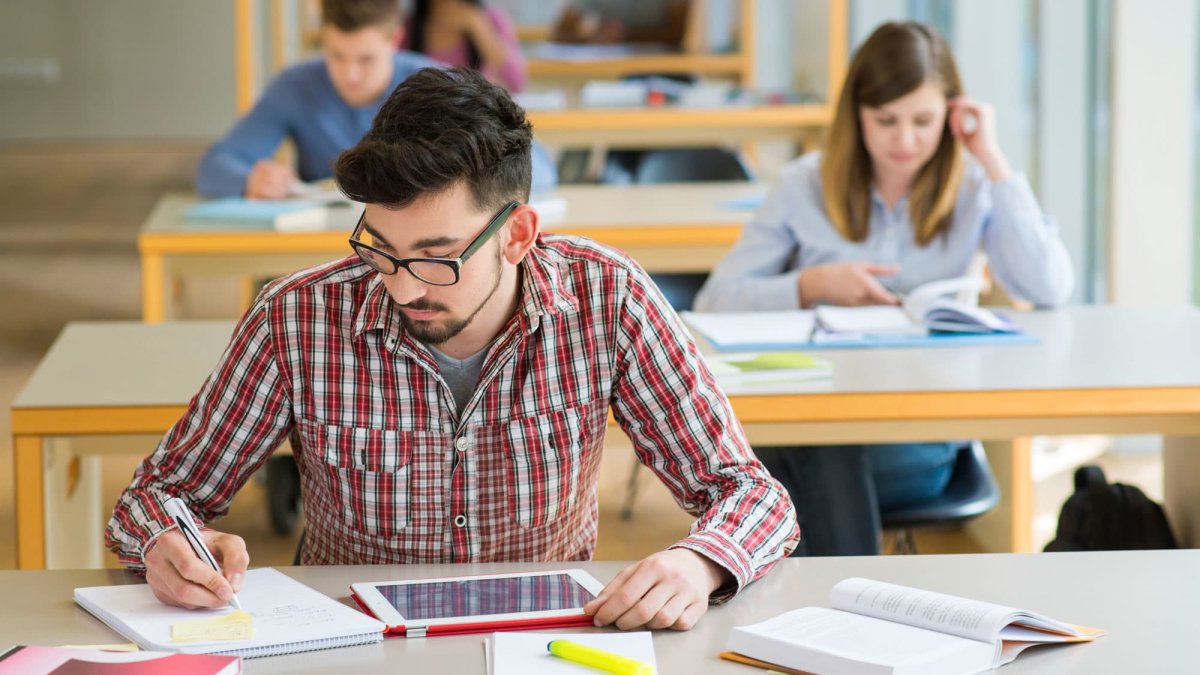 College Is Still Worth It, Research Finds — Although Students Are Growing Skeptical - Vimarsana News