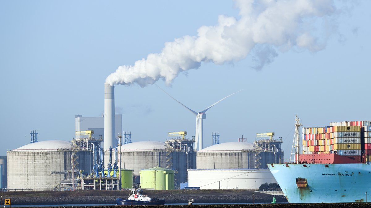 The Russia-Ukraine War Remapped the World's Energy Supplies, Putting the U.S. at the Top for Years to Come - Vimarsana News