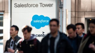 Pedestrians near Salesforce Tower in San Francisco, California, on Wednesday, Jan. 25, 2023.