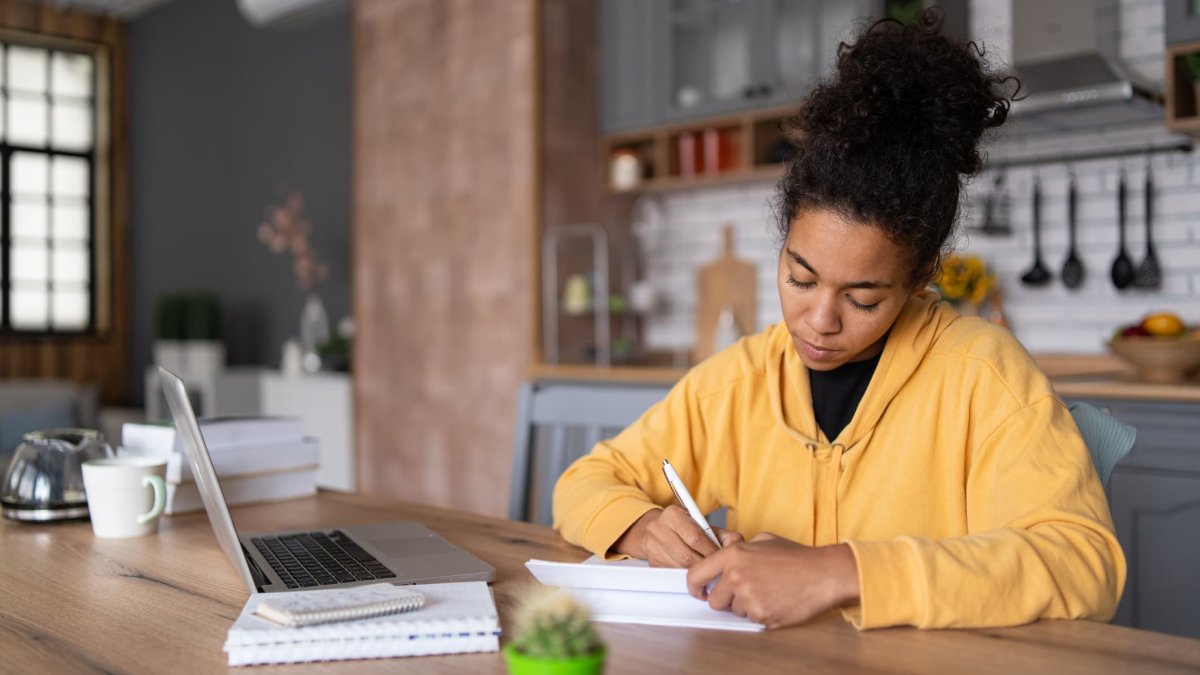 2023 Taxes: Missing Tax Documents May Cause Refund Delays, IRS Warns – NBC10 Philadelphia - Vimarsana News