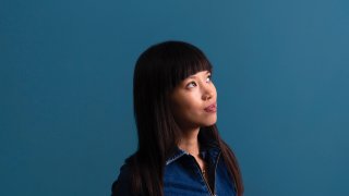 These 11 Weak Phrases Make People ‘Respect You Less,’ Says Expert Who Worked With Clients at Google and Facebook