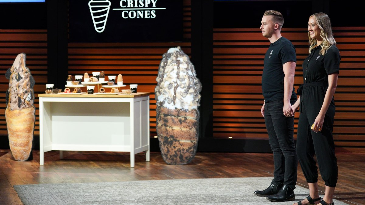 25-Year-Old 'Shark Tank' Contestant Sold Ice Cream From a Roadside Tent—Now He Has a $200,000 Deal With Barbara Corcoran – NBC10 Philadelphia - Vimarsana News