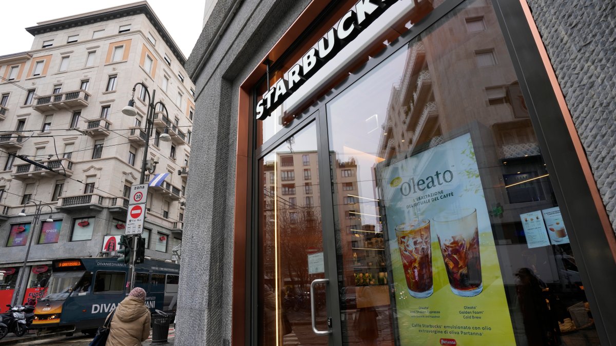 Starbucks' 'Oleato' Olive Oil-Infused Drinks Launch in Italy – NBC10 Philadelphia - Vimarsana News