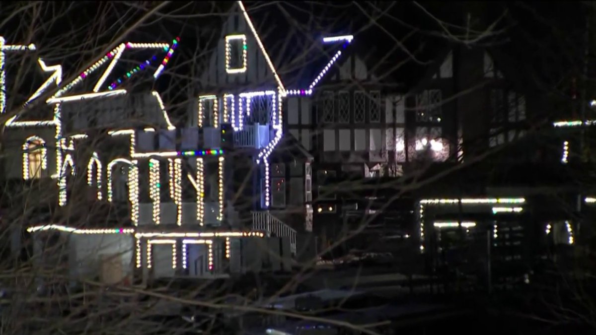 Lights to Go Out on Philadelphia’s Boathouse Row What to Know About 2