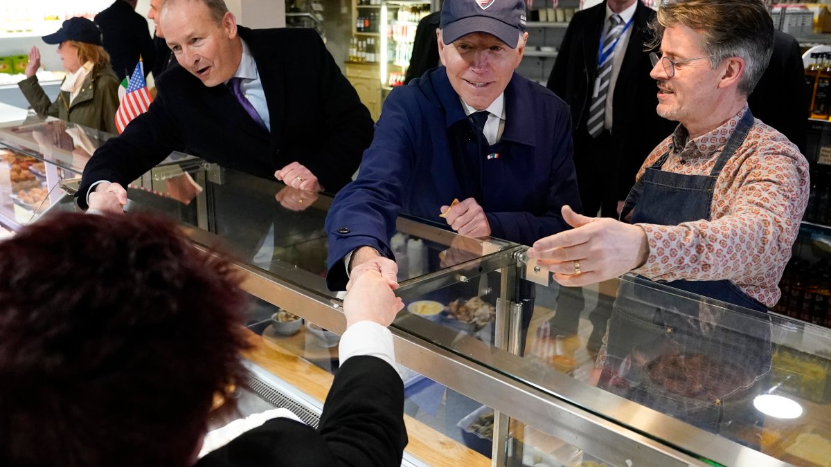 Biden Wraps Up Ireland Trip Visiting Ancestral Hometown – NBC10 Philadelphia - Vimarsana News