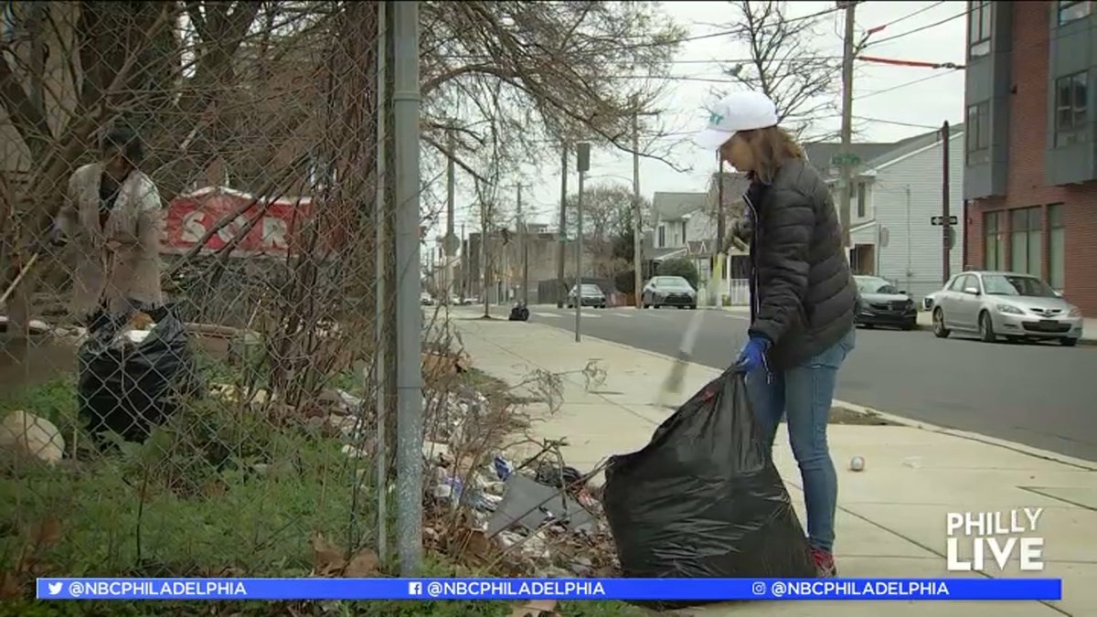 philly-lawyer-cleans-up-trash-in-her-neighborhood-nbc10-philadelphia