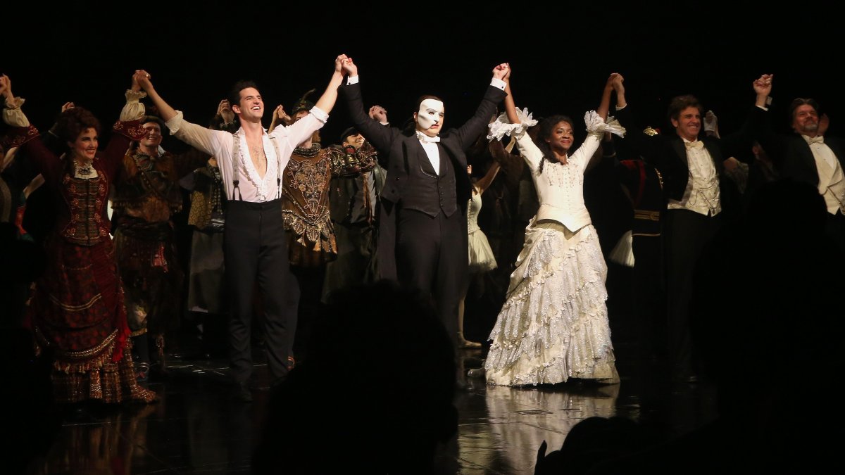 'Phantom of the Opera' Closes Sunday After 35-Year Run on Broadway – NBC10 Philadelphia - Vimarsana News