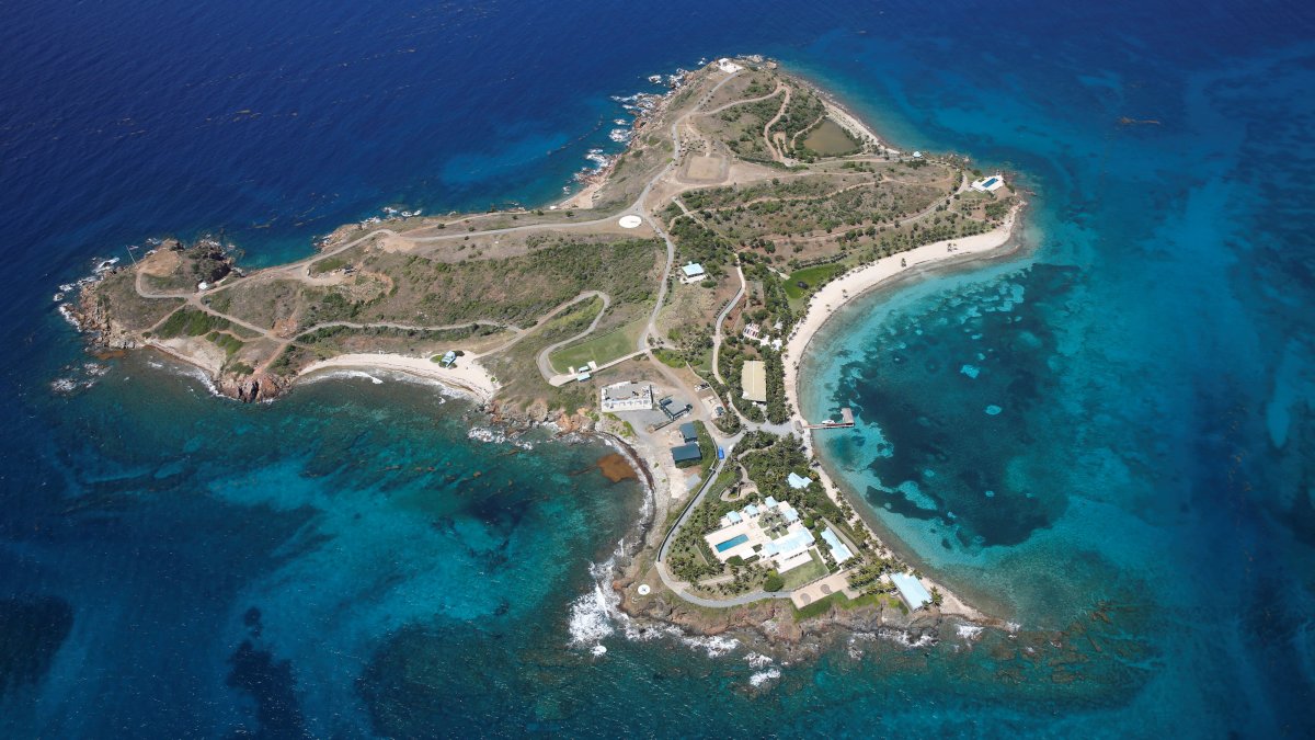 Billionaire Stephen Deckoff Buys Jeffrey Epstein's Private Islands - Vimarsana News