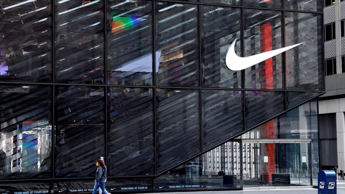 House China Committee Targets Top Clothing Brands in Forced Labor Inquiry - Vimarsana News