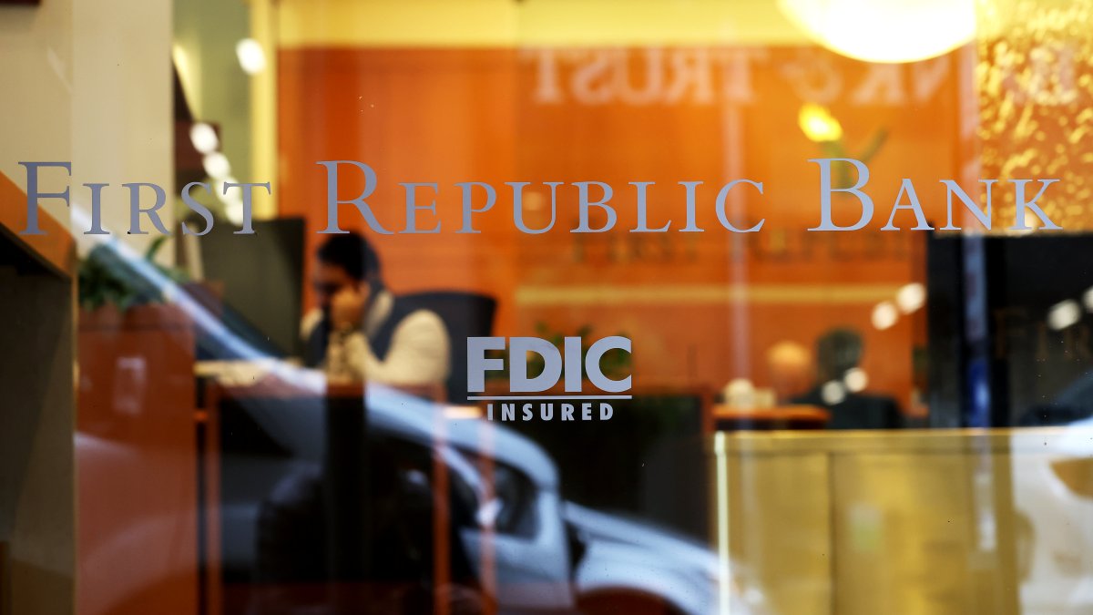 'Other Problems Might Be Lurking': Strategist Is Unconvinced by Jamie Dimon's Bank Crisis Comments – NBC10 Philadelphia - Vimarsana News