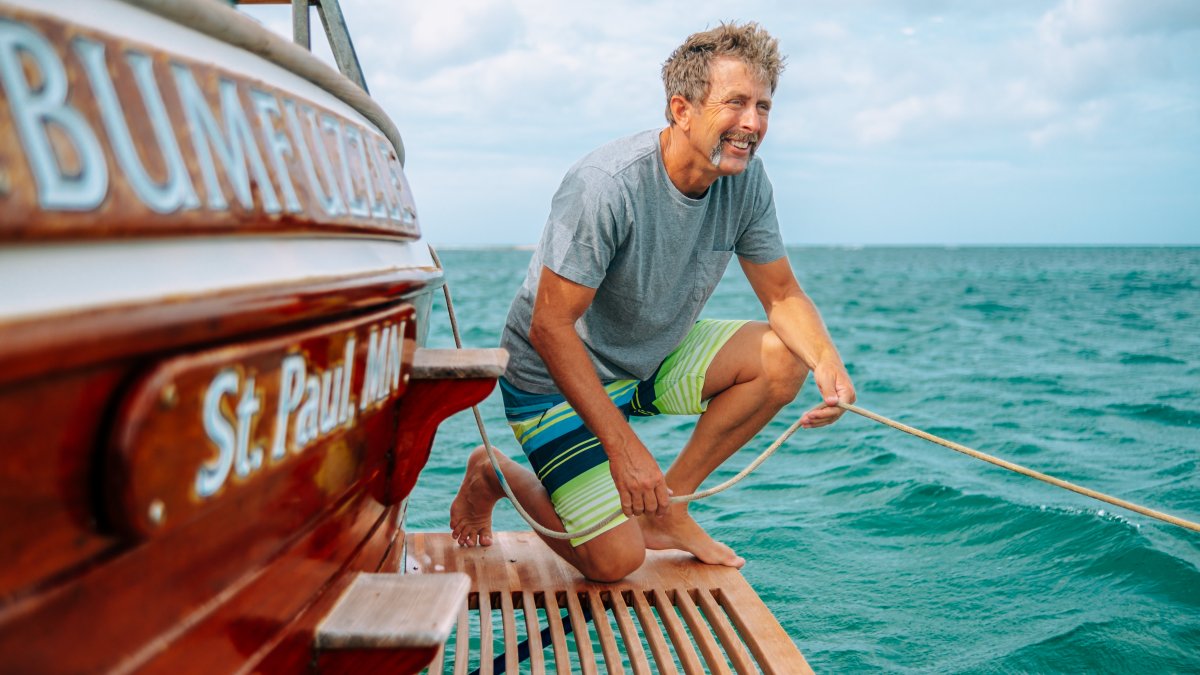 This Trader's Got the 'Perfect' Job for Full-Time Travel — and He's Teaching Others How to Do It – NBC10 Philadelphia - Vimarsana News