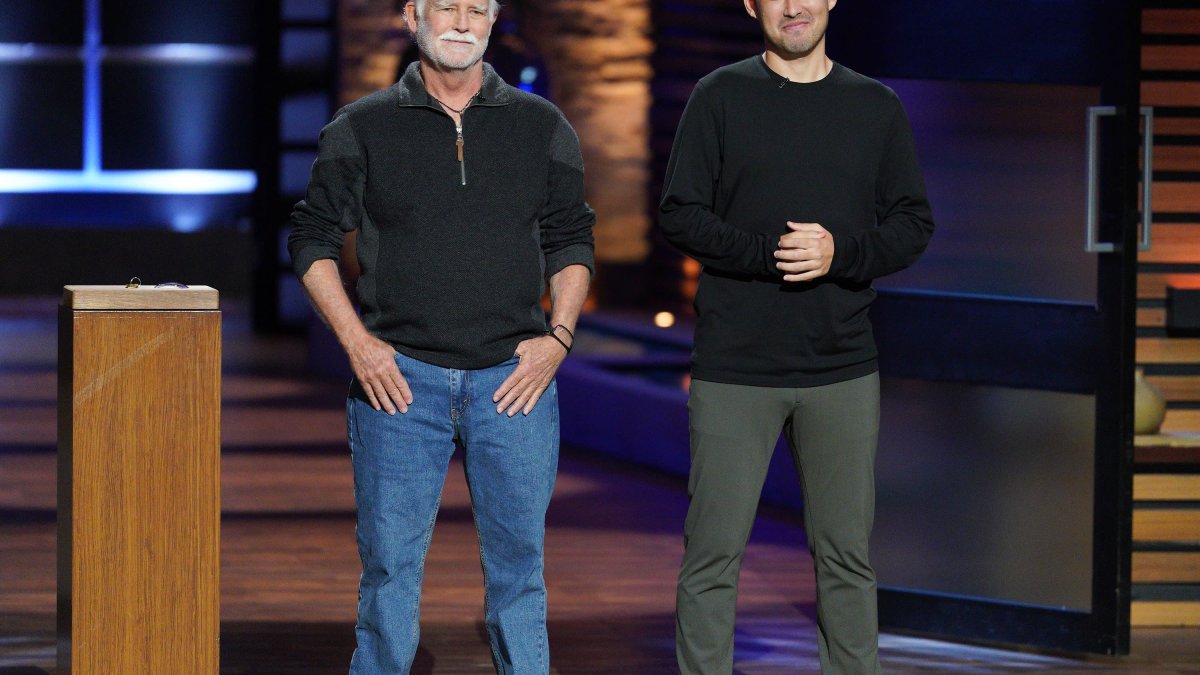 A Father-Son Duo Struck a $125,000 Deal With All 5 'Shark Tank' Judges: This 'Practically Never Happens' – NBC10 Philadelphia - Vimarsana News