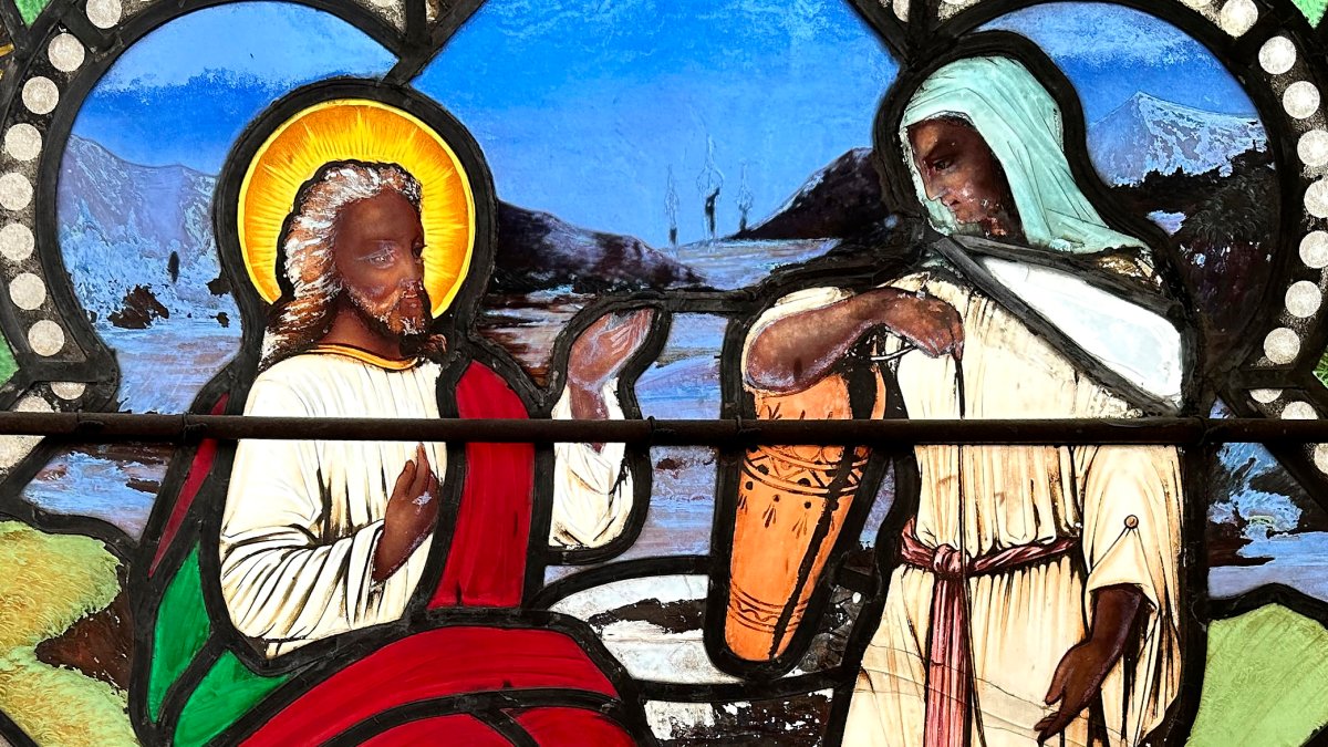 Stained Glass Window Shows Jesus Christ With Dark Skin – NBC10 Philadelphia - Vimarsana News
