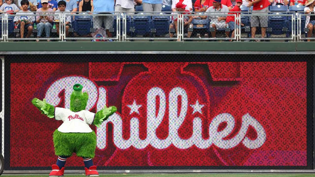 Phillies Fan, Cancer Surprise, Phanatic – NBC10 Philadelphia