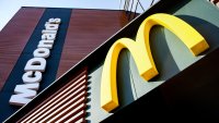 “En secreto” construyen un restaurante inspirado en McDonald’s en un suburbio de Chicago