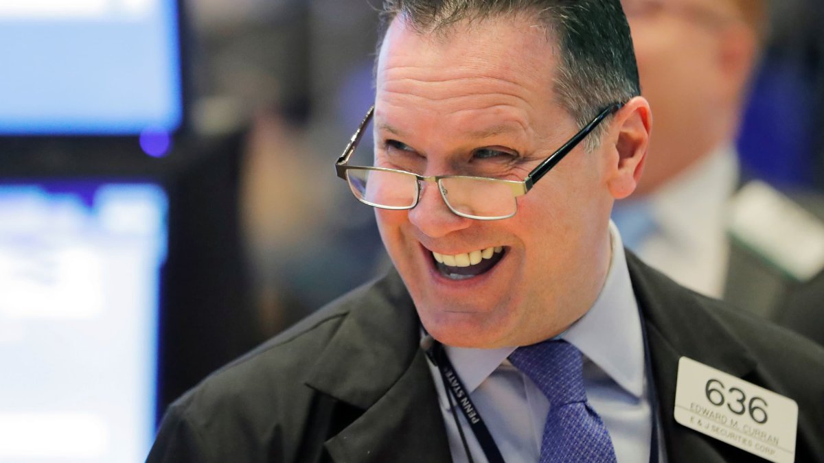 5 Things to Know Before the Stock Market Opens Friday - Vimarsana News